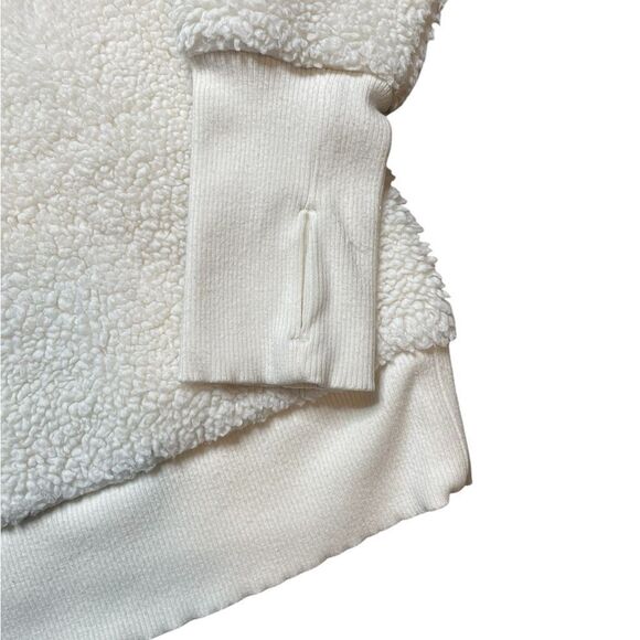 ATHLETA Nirvana Sherpa Funnel Neck Sweatshirt Cream Size Medium - Picture 8 of 9